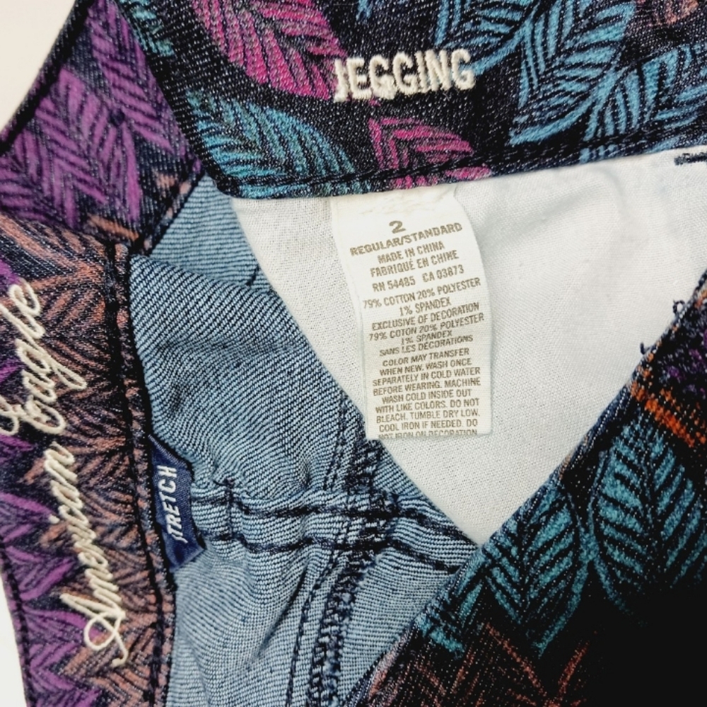 American Eagle Outfitters Leaf Patterned Jeggings… - image 5